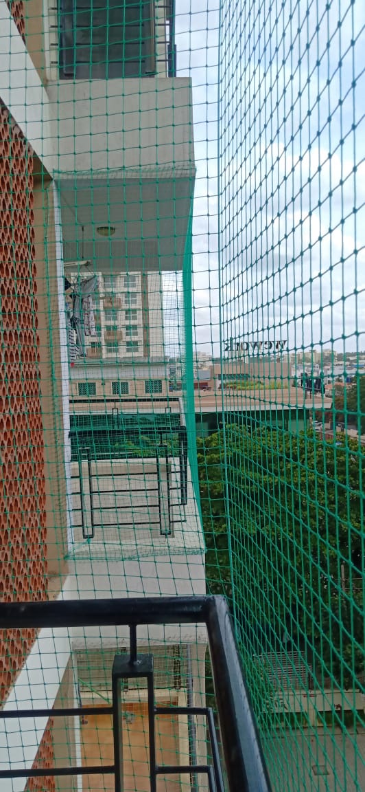 Pigeon protection net on a balcony